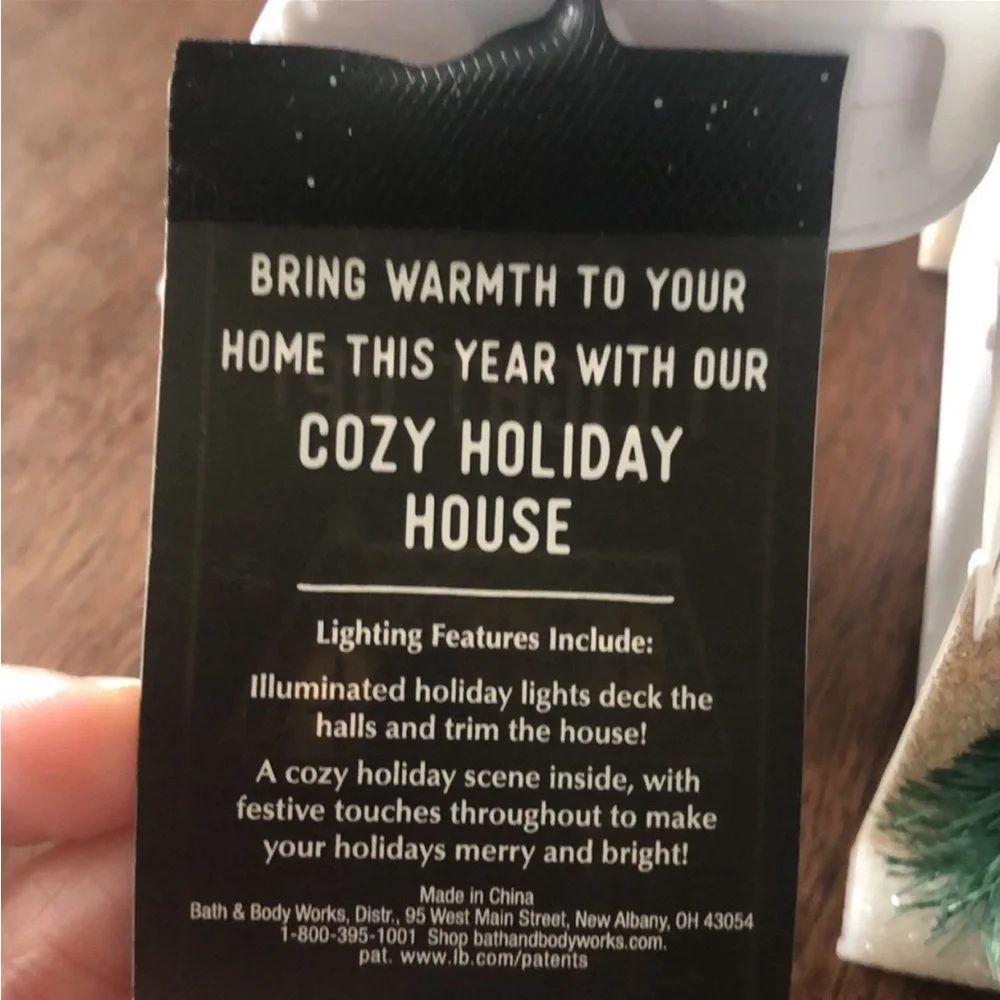 BATH AND BODY WORKS HOLIDAY MAGIC HOUSE PROJECTOR NIGHTLIGHT WALLFLOWER PLUG